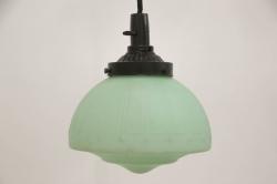 ビンテージ照明　シンプルな球体型の天井照明(ペンダントライト、吊り下げ照明)(R-047912)