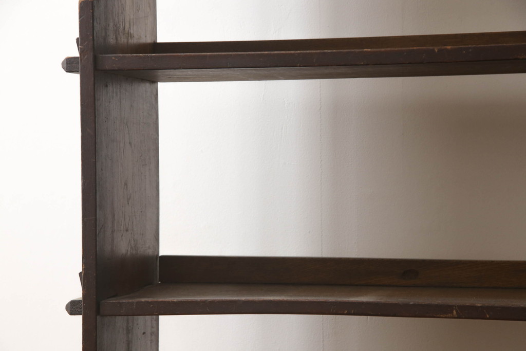 和製アンティーク　栓材　大正ロマン　味のある木の風合いが魅力の本棚(ブックケース、ブックシェルフ、オープンシェルフ、飾り棚)(R-070308)
