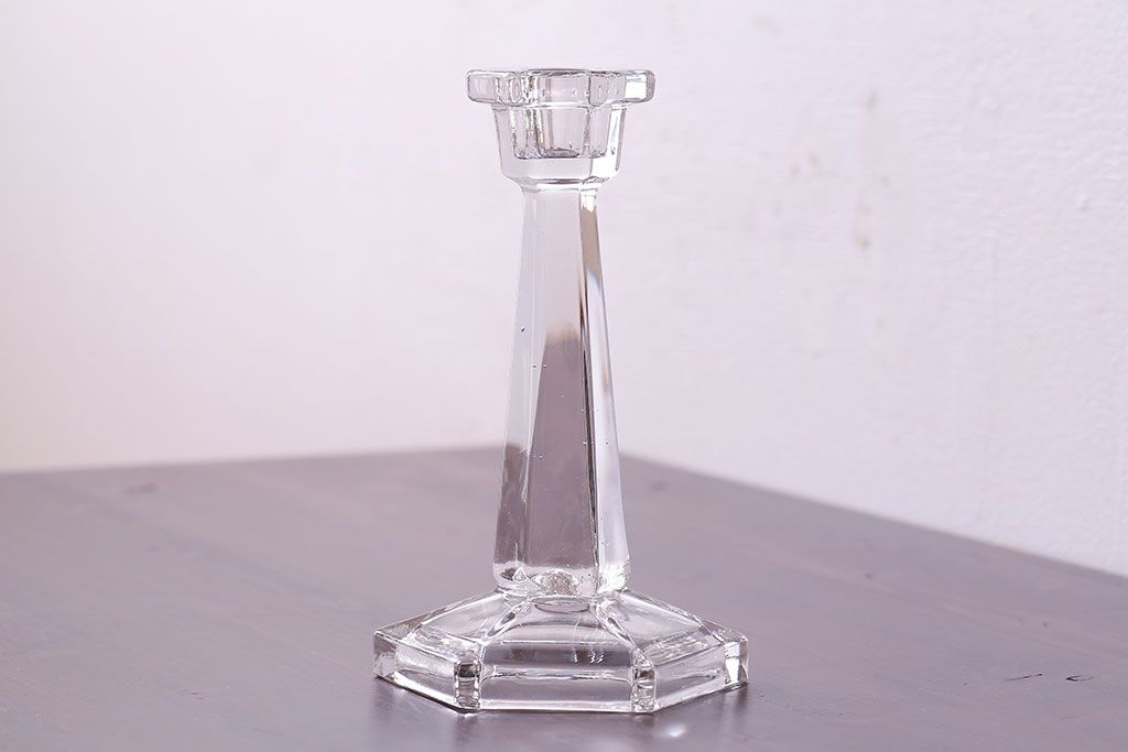 アンティーク雑貨　イギリスビンテージ　ガラス製　シンプルな六角型キャンドルスタンド(ろうそく立て)