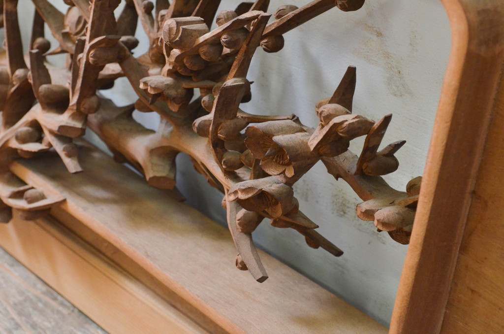 ビンテージ建具　井波彫刻　清流作　躍動感のある松竹梅が美しい両面彫刻欄間2枚セット(明り取り、明かり取り、在銘、ヴィンテージ)(R-069461)