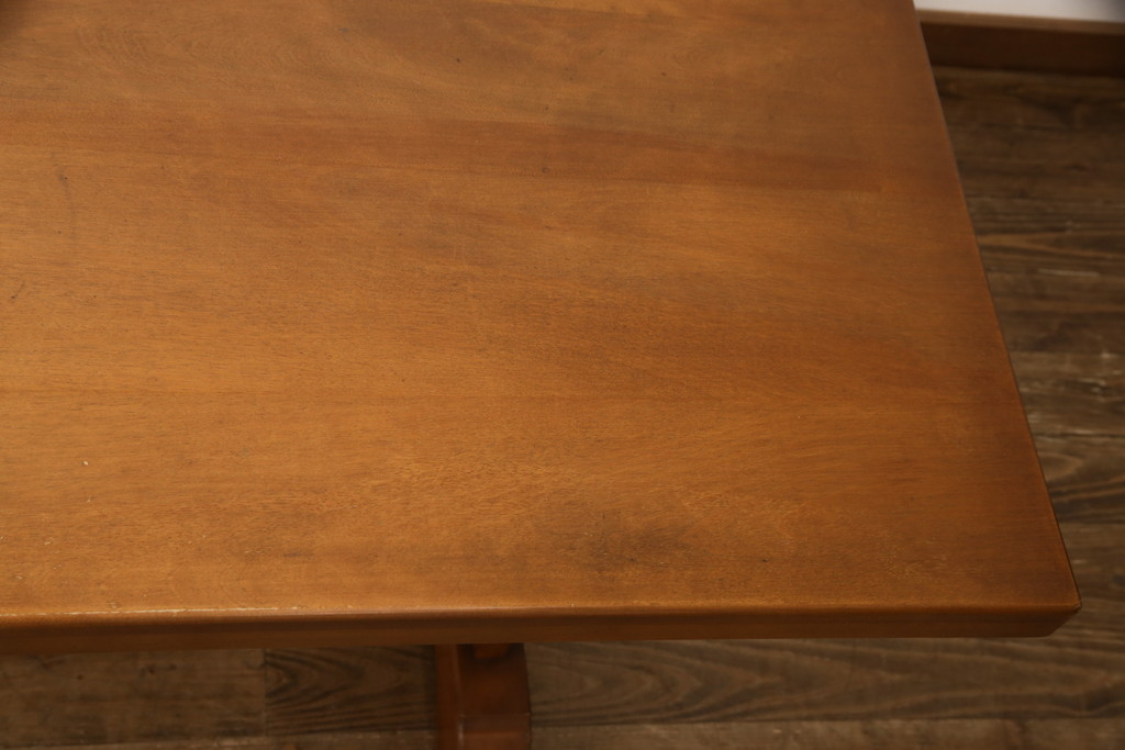 中古　美品　横浜ダニエル(daniel)　A-314　木の温もりを感じるベンチテーブル(定価約60万円)(ダイニングテーブル、机、4〜6人用)(R-058902)