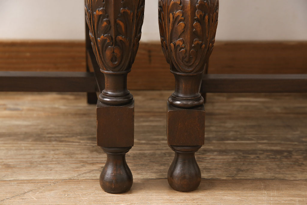 イギリスアンティーク　彫りの装飾が美しい!バルボスレッグが目を引くチェア2脚セット(ダイニングチェア、椅子)(R-051603)