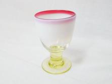 アンティーク雑貨　アンティーク　涼しげな色合い桜の模様が魅力的な蓋付きガラス瓶(ガラスビン)(2)