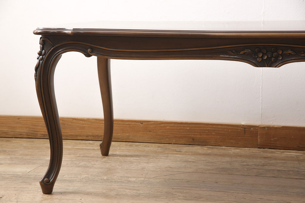 中古　カリモク家具(karimoku)　domani(ドマーニ)　Louis(ルイ)XVシリーズ　流れるような曲線が美しいセンターテーブル(リビングテーブル)(R-052163)