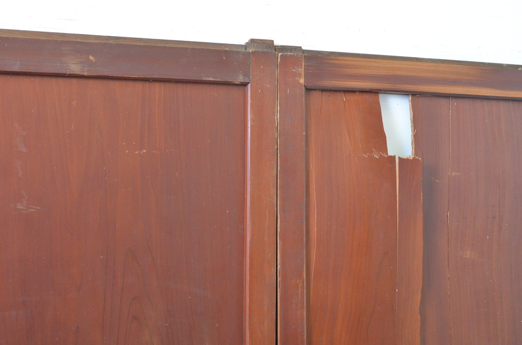 アンティーク建具　一枚板　あたたかみのある木の風合いが感じられる帯戸2枚セット(板戸、引き戸)(R-063717)