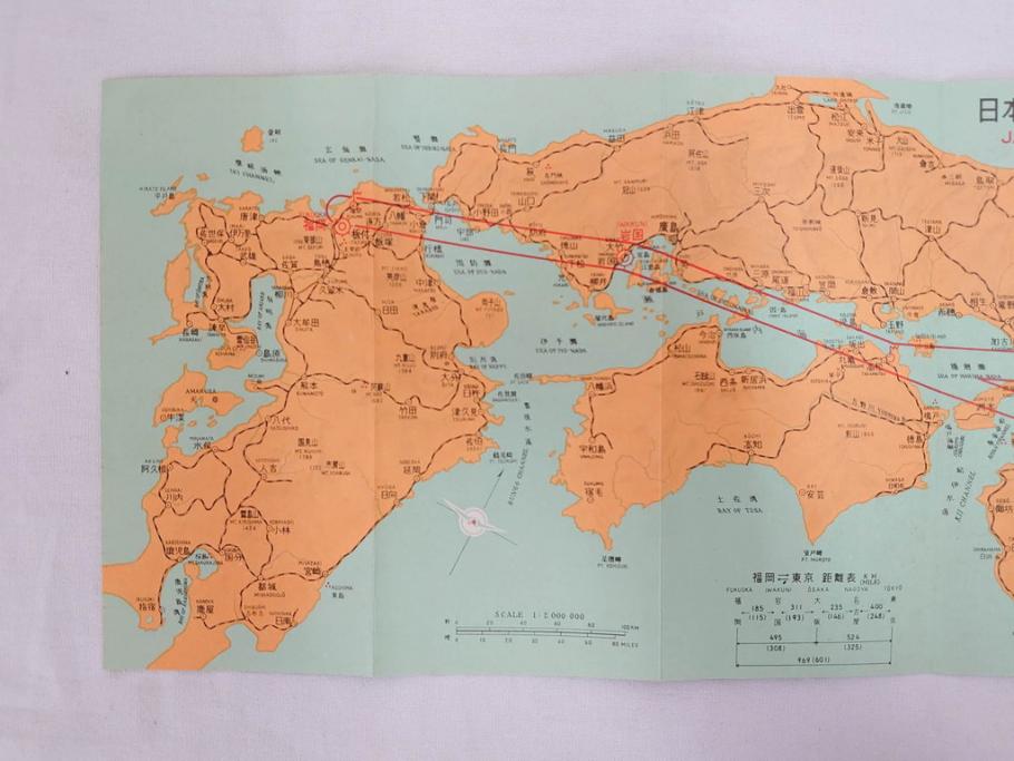 昭和レトロ　日本航空　国内　国際線　航空路図　パンフレット　航空券などのセット(東京、札幌、大阪、福岡、CV-880M、ジェットアロー、JAPAN AIR LINES、JAL、案内、チケット、旅客機、古地図、マップ、ROUTE MAP、運賃時刻表)(R-070962)