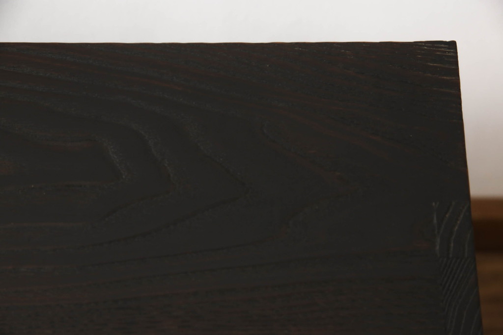 中古　浮造り仕上げ　栗材の木目が魅力の飾り棚(茶棚)(R-055335)