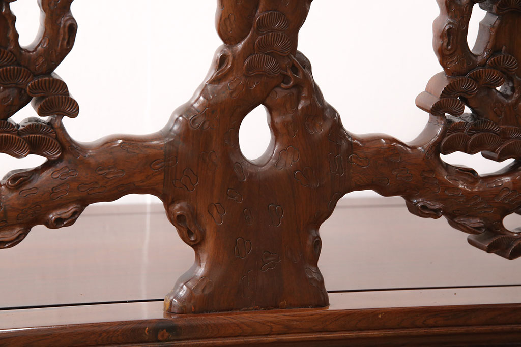 中古　高級唐木家具　カリン材　細やかな彫りの意匠が魅力的なベンチ(ソファ、板座チェア、花梨材)(定価約89万円)(R-052274)