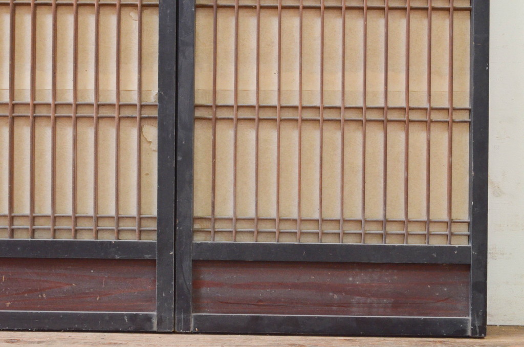 アンティーク建具　黒枠　上質な和の空間を演出する書院障子戸2枚セット(引き戸、書院戸、窓)(R-068719)
