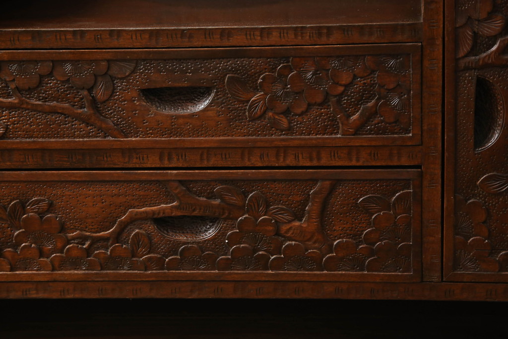 中古　軽井沢彫り　細部まで丁寧に施された桜の彫刻が美しい鏡台(ドレッサー、姿見、ミラー)(R-062369)