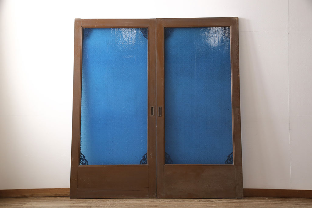和製アンティーク　奇跡の逸品!　大判青色ガラスがインパクト抜群のガラス戸2枚セット(建具、引き戸)(R-053715)