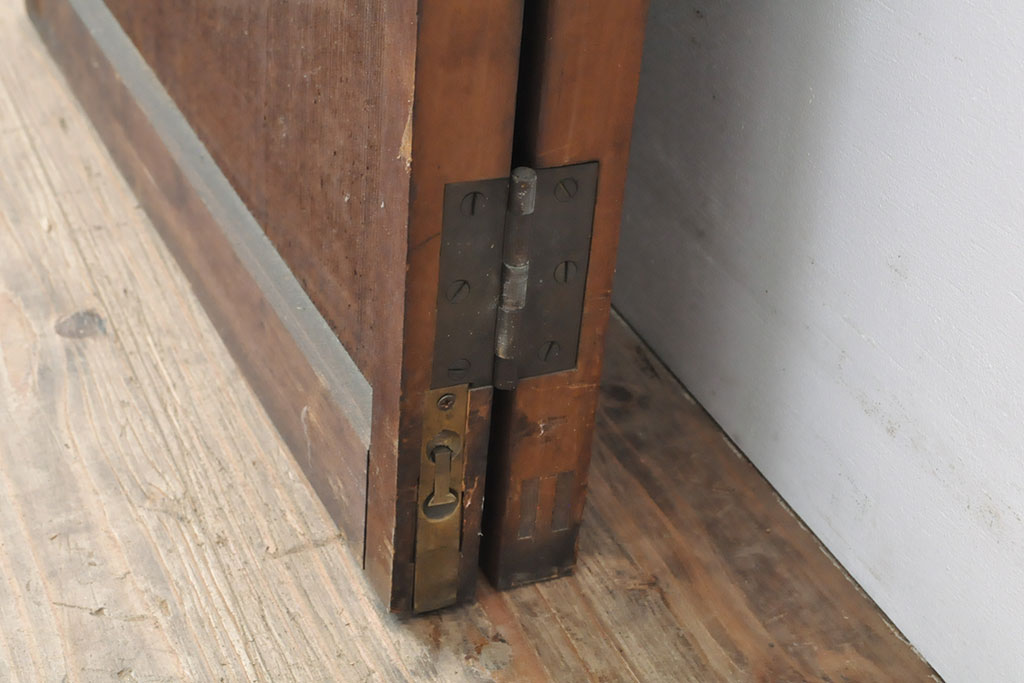 アンティーク建具　総杉材　柾目が上品な折れ戸(扉、ドア、建具)(R-050559)