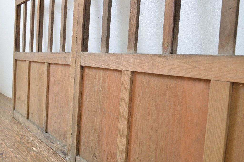 アンティーク建具　和の空間づくりにおすすめの玄関戸2枚セット(荒格子戸、引き戸、ガラス戸)(R-062967)
