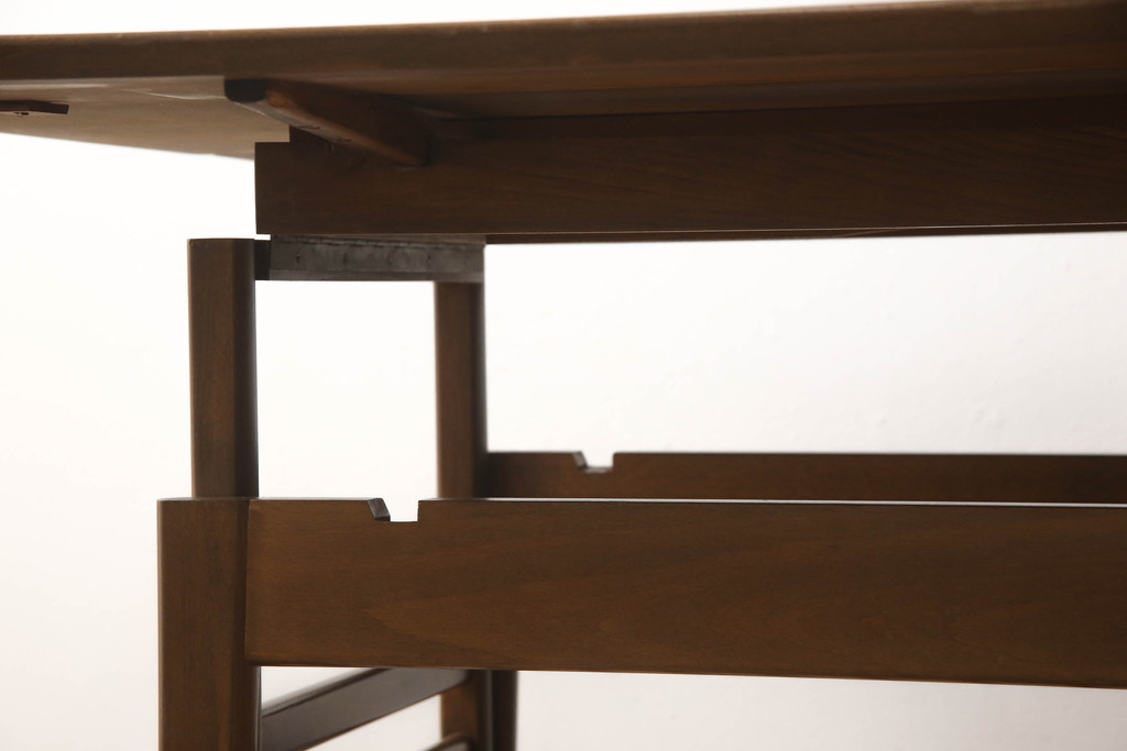 デンマークビンテージ　チーク材　機能的なデザインとつくりが魅力的なエレベーターテーブル(ダイニングテーブル、エクステンションテーブル、作業台、バタフライテーブル、ヴィンテージ、北欧)(R-059629)