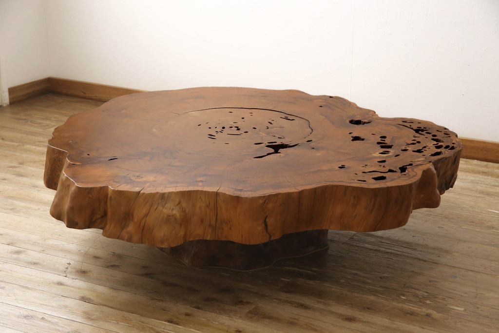 中古 特大 屋久杉を輪切りにした天板が存在感を放つ座卓(ローテーブル