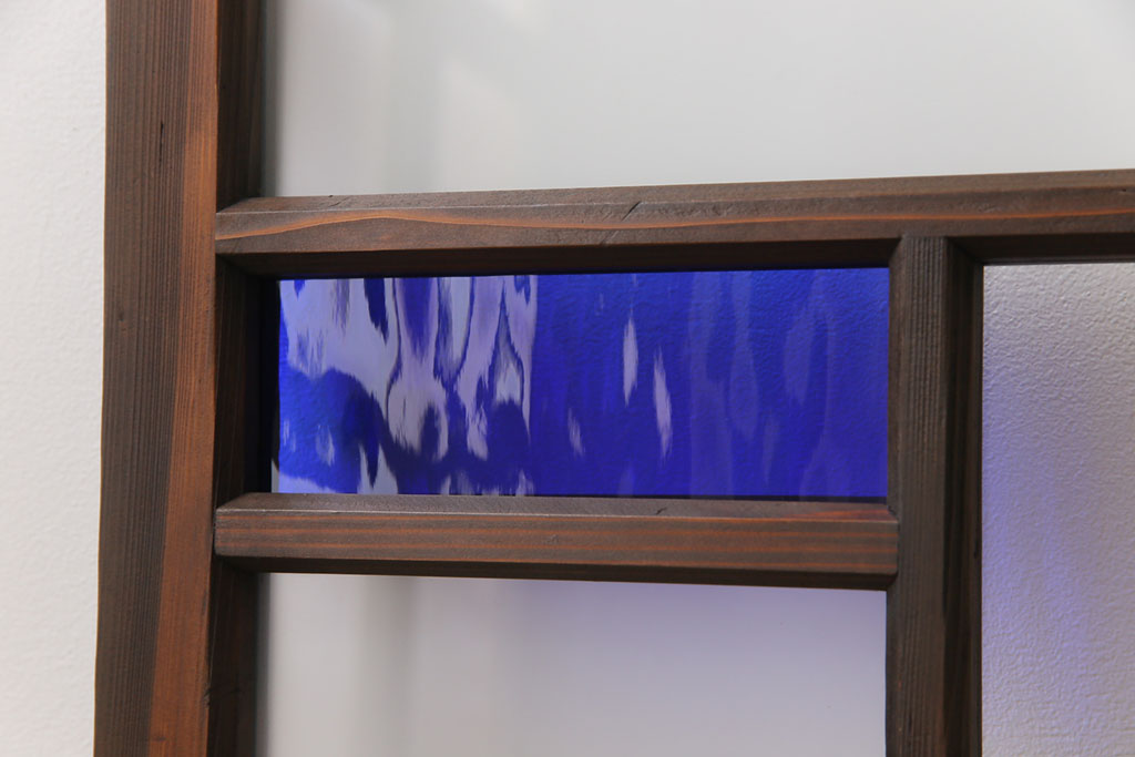 ラフジュ工房オリジナル　建具リメイク　色ガラスがおしゃれな収納棚(サイドボード、戸棚)