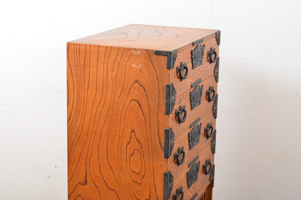 中古　美品　岩谷堂箪笥　ハッキリとした木目が目を引く縦型チェスト(和タンス、衣装箪笥、引き出し)(R-059165)