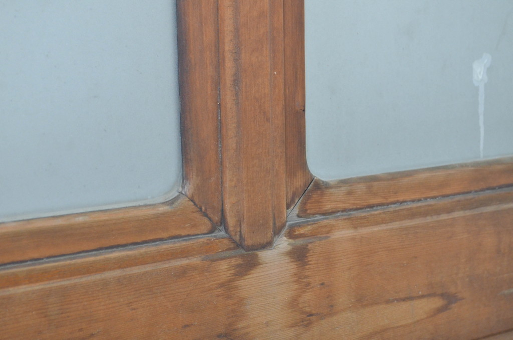 アンティーク建具　経年を感じる風合いが魅力の玄関戸2枚セット(ガラス戸、引き戸)(R-064277)