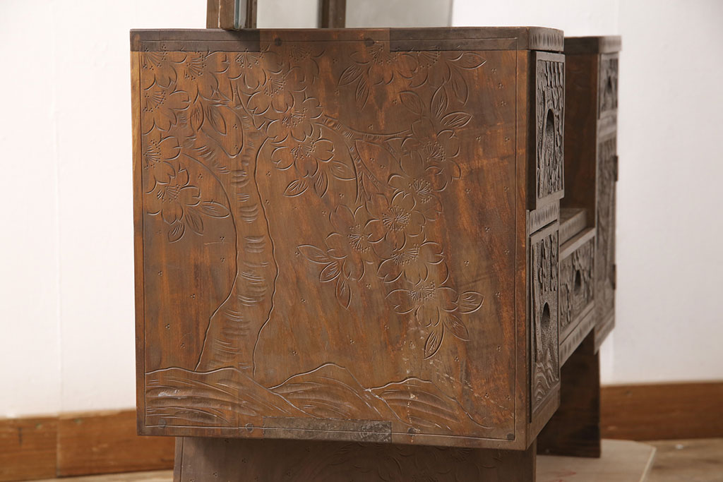 中古　軽井沢彫り　直線的なフォルムと木の温かみある風合いが絶妙にマッチしたドレッサー(鏡台、ミラー)(R-054184)