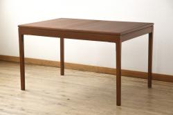 イギリスビンテージ　G-PLAN(ジープラン)　チーク材　温かみのある木味が魅力のネストテーブル(サイドテーブル、カフェテーブル、コーヒーテーブル、ローテーブル、北欧、ヴィンテージ)(R-065154)