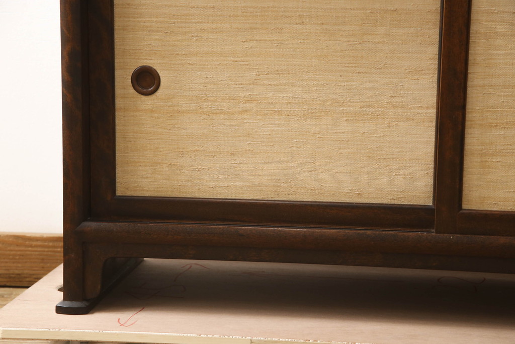 中古　美品　松本民芸家具　#221型　上質な和の空間を演出するくず布茶タンス(飾り棚、茶棚)(定価約37万4千円)(R-063874)