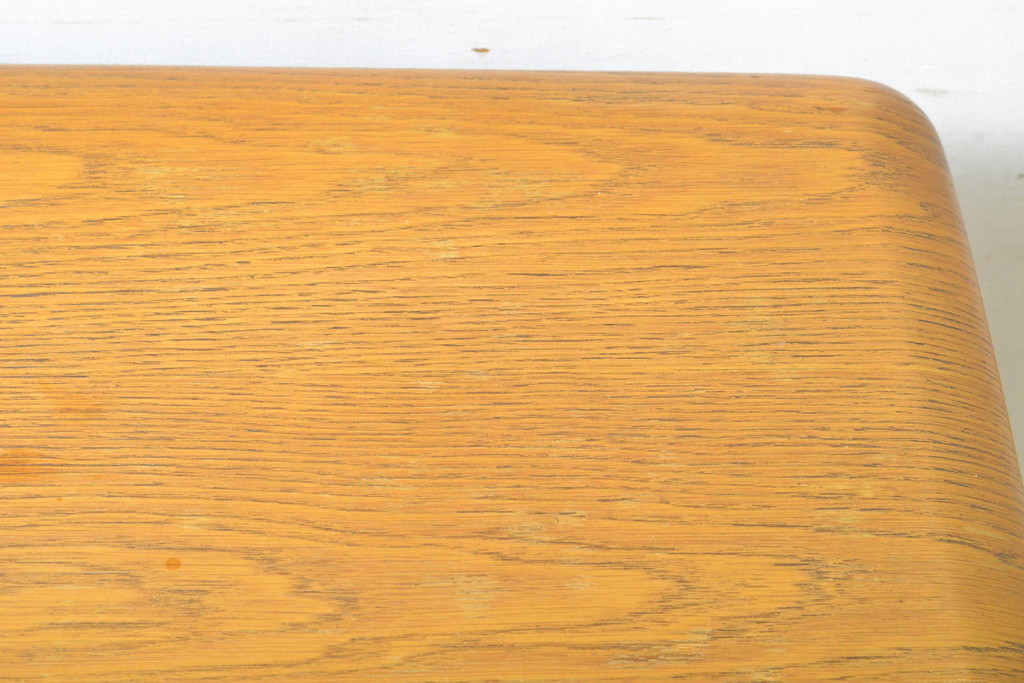イギリスビンテージ　プライオリー社 (Priory) 　オーク材　優しい木の温もりを感じるキャスター付きサイドボード(サイドキャビネット、収納棚、戸棚、北欧、ヴィンテージ)(R-063511)