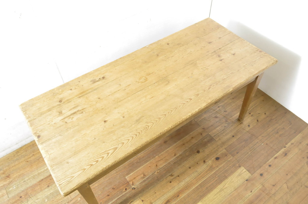 フランスアンティーク　オールドパイン材　ナチュラルインテリアにおすすめ!明るい木色があたたかみを感じるフレンチテーブル(ダイニングテーブル、4人掛け、6人掛け、作業台、食卓)(R-064216)