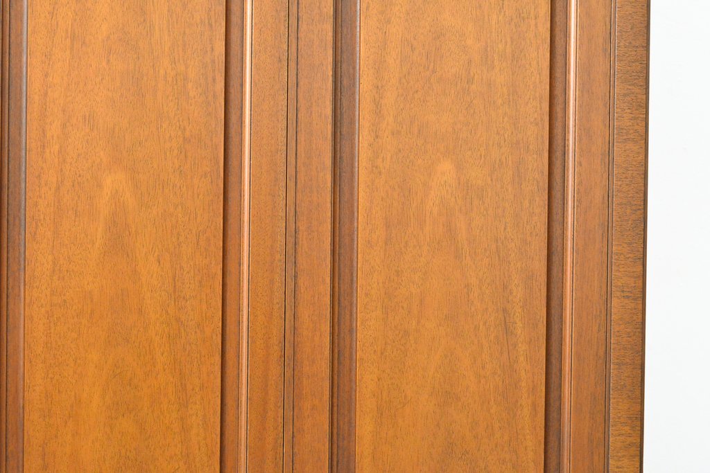 中古　美品　当店リメイク　DREXEL HERITAGE(ドレクセルヘリテイジ)　Triune(トライユン)シリーズ　マホガニー材の木肌が美しいワードローブ(キャビネット、収納棚、戸棚、洋服タンス、衣装タンス)(R-058939)