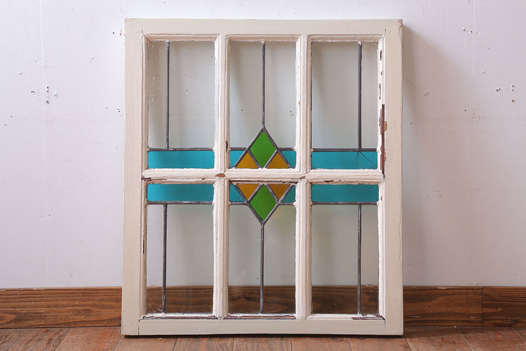 アンティーク雑貨　イギリスアンティーク　フレームがおしゃれなステンドグラスの小窓(明り取り)(1)