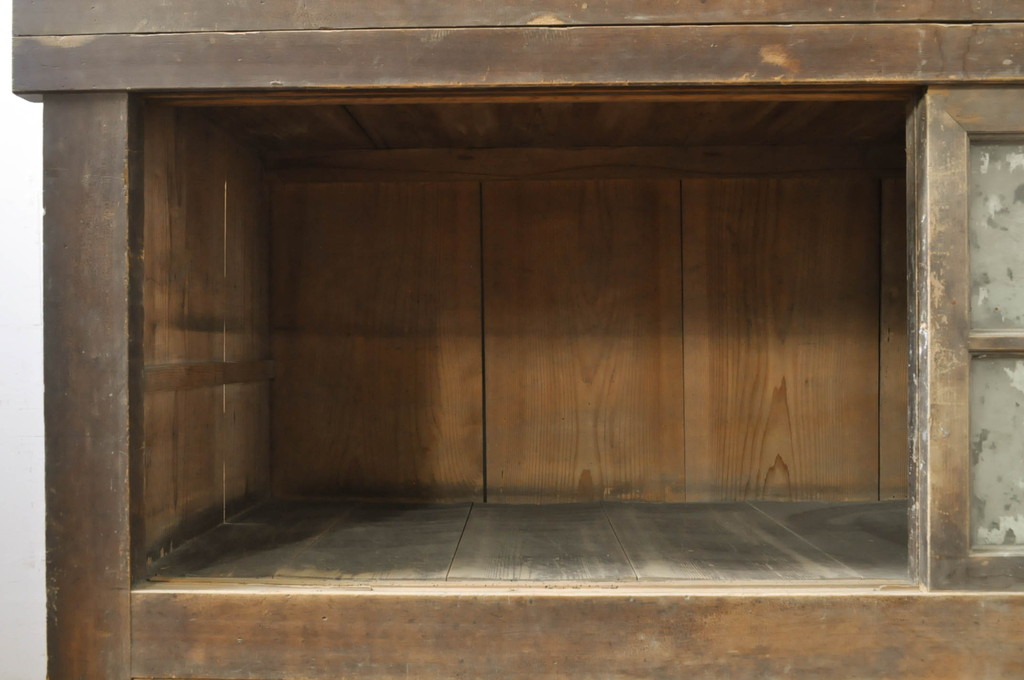アンティーク家具　和製アンティーク　関西系　ガラス引き戸の重ね水屋箪笥キャビネット(食器棚、収納棚)(R-037131)
