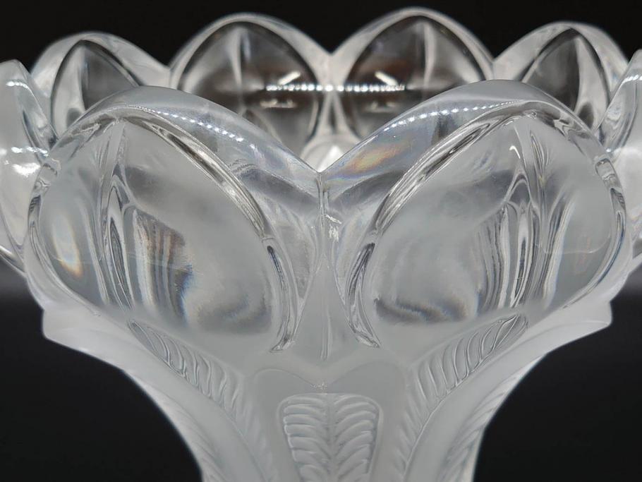 フランス　LALIQUE(ラリック)　クリスタルガラス　花のようなデザインが美しいフラワーベース(花瓶、花入、花器)(R-072307)