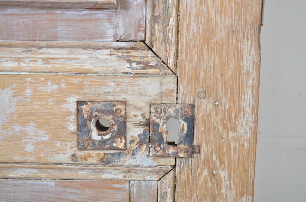 ヨーロッパアンティーク　ブロカントインテリアに活躍してくれる古いルーバードア(扉、建具、木製ルーバー)(R-064268)