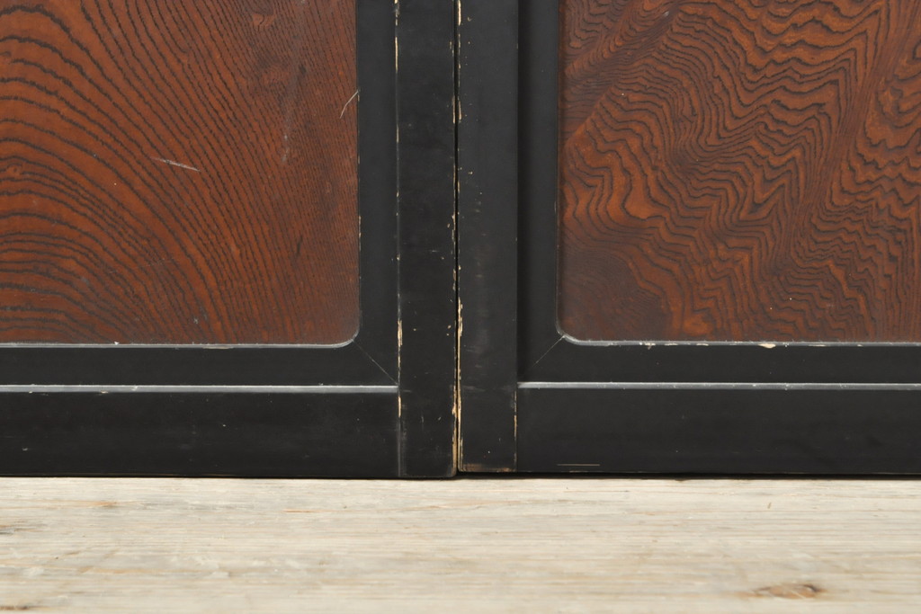 アンティーク建具　腰板欅(ケヤキ)材　上質な和を演出してくれる格子ガラス戸4枚セット(引き戸、建具)(R-059166)