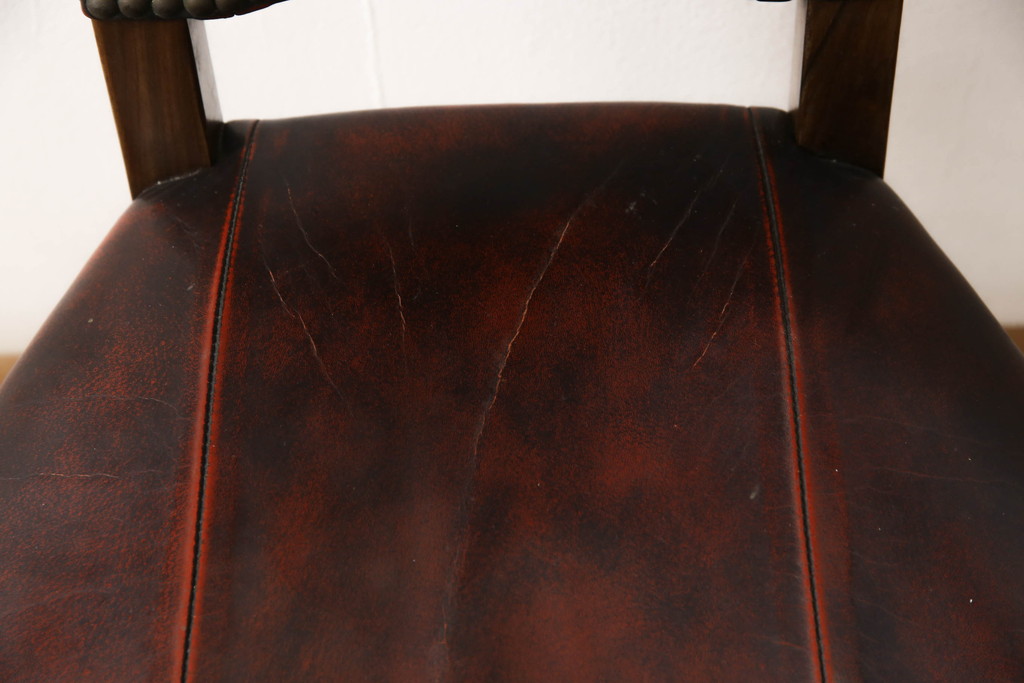 中古　バロッサバレンティ(VARO,S.A. VALENTI)　優美なシルエットが目を引くカクトワール・チェア(椅子、ダイニングチェア、アームチェア)(定価約20万円)(R-064904)