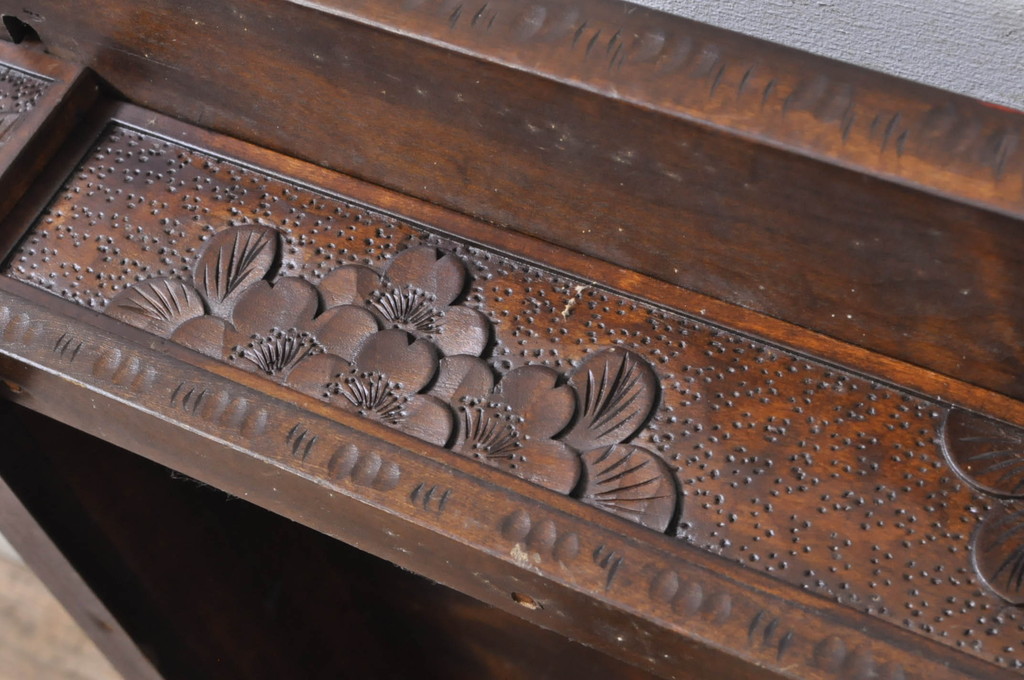 中古　美品　軽井沢彫り　華やかな桜の彫刻が美しいローテーブル(コーヒーテーブル、カフェテーブル、サイドテーブル、座卓)(R-071061)