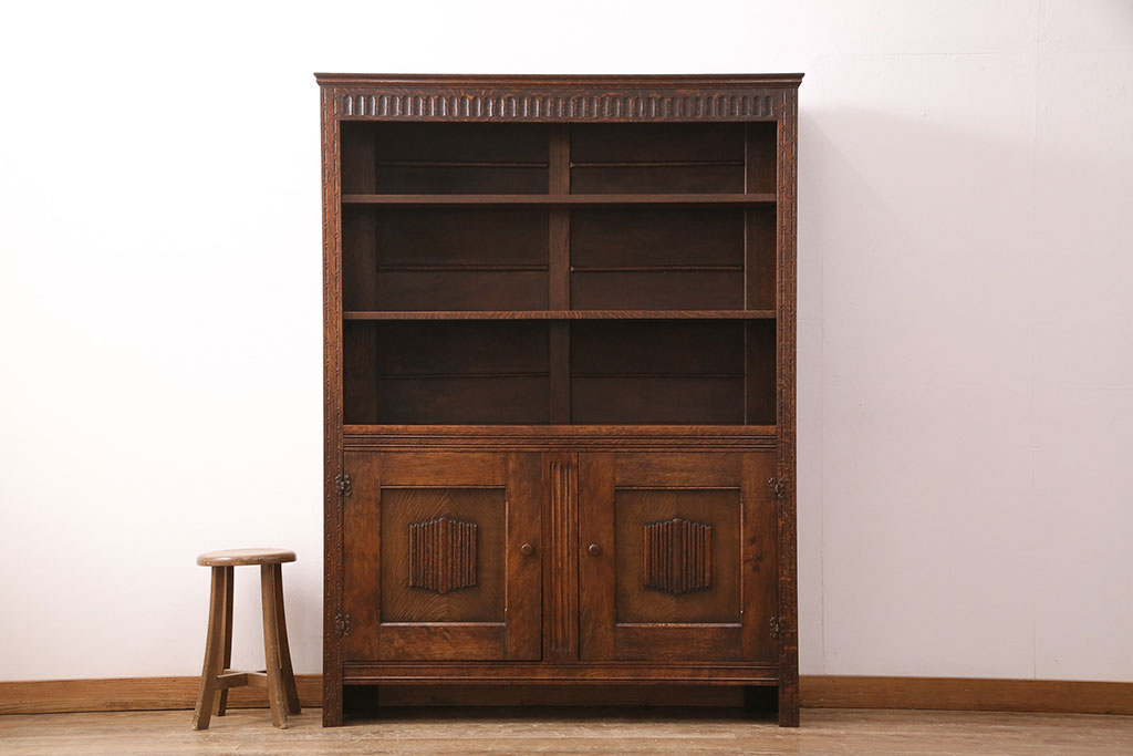 ヴィンテージ家具　イギリスビンテージ　オーク材　シックで重厚な佇まいのブックシェルフ(本棚、飾り棚、オープンラック)(R-049266)
