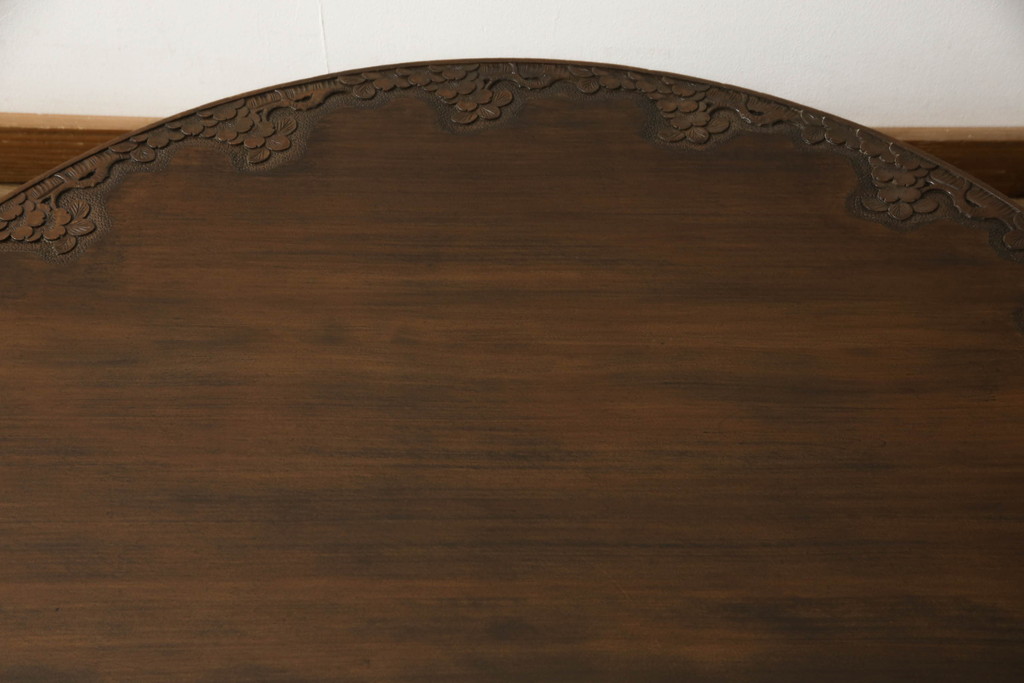 中古　美品　軽井沢彫り　均等に彫られた桜の図柄が美しい特大丸テーブル(ちゃぶ台、座卓、ローテーブル、センターテーブル)(R-055527)