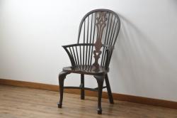 和製ビンテージ　彫刻家　山根八春(やまねやつはる、はっしゅん)　レリーフ入り　クラシカルな佇まいが魅力的な1人掛けソファ(1P、一人掛けソファ、サロンチェア、椅子、イス、ヴィンテージ)(R-062502)