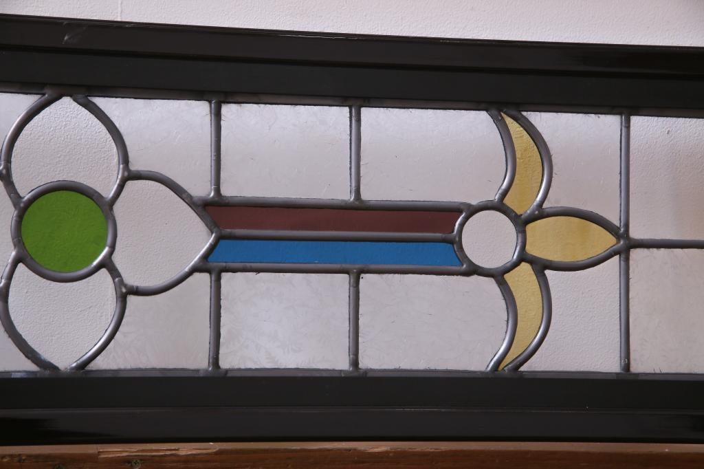 【セミオーダー家具実例】明治大正期の大正ロマン感じる欄間をリメイク!5色の色ガラスや結霜ガラス、クリアガラスを使用したラフジュ工房オリジナルのステンドグラスを組み入れました。(明り取り、明かり取り、ディスプレイ)