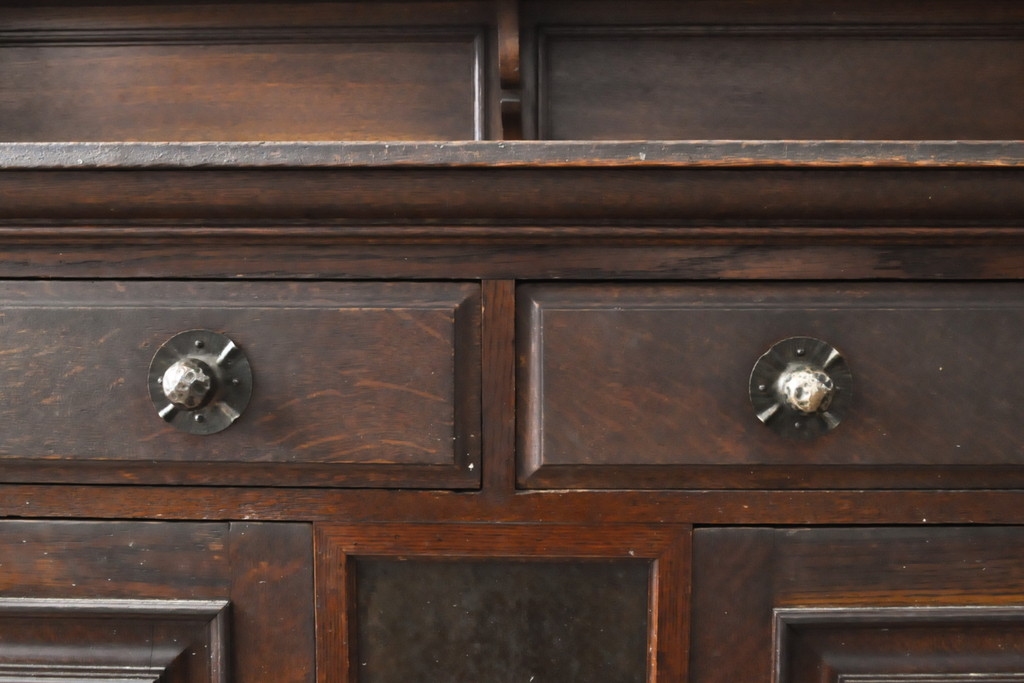 ベルギーアンティーク　オーク材　細やかな銅細工が印象的なキャビネット(収納棚、飾り棚)(R-054705)