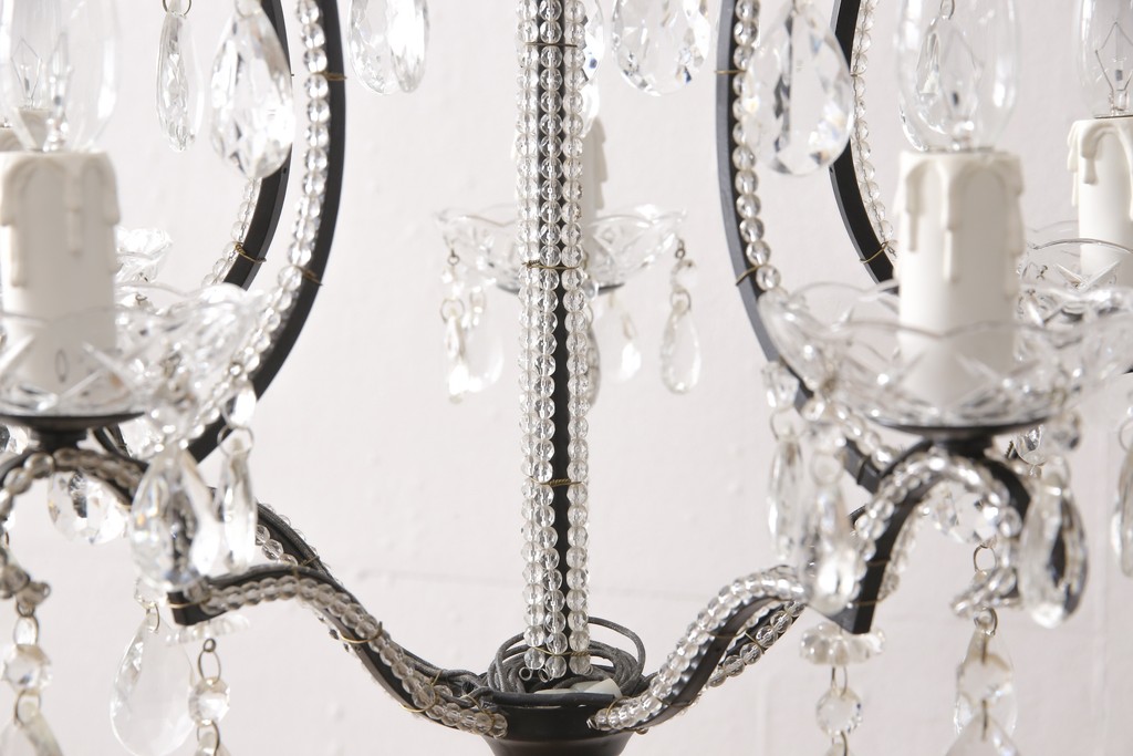 中古　ケージデザイン　ガラスドロップが優美に煌めくシャンデリア(天井照明、吊り下げ照明、ペンダントライト)(R-056287)