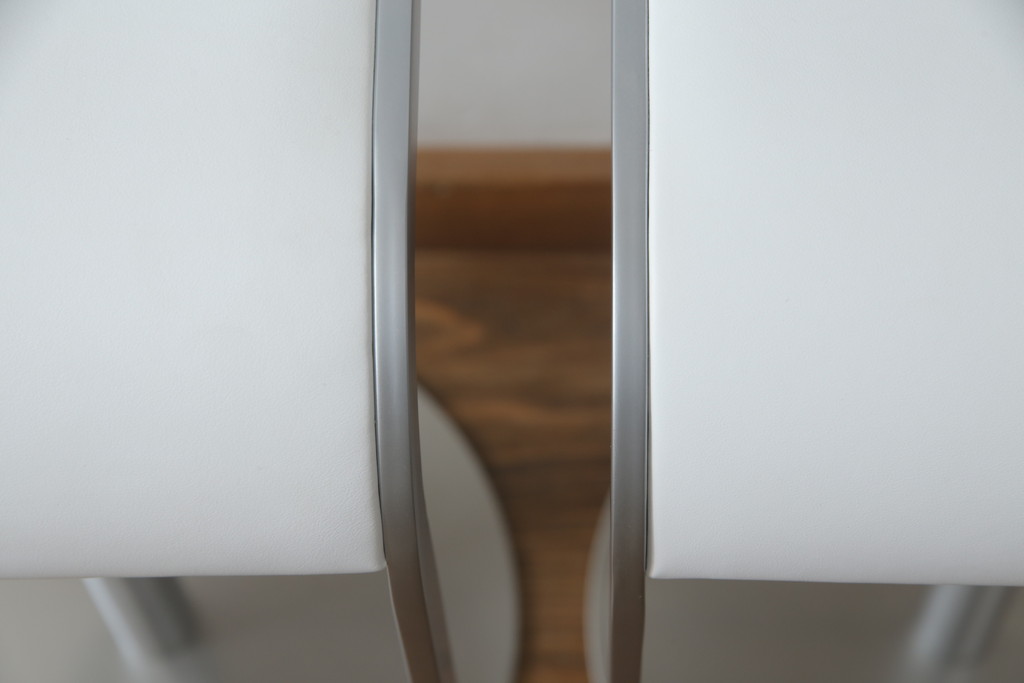 中古　Lapalma(ラパルマ)　LEM(レム)　シンプルで洗練されたデザインが美しいハイスツール2脚セット(ハイチェア、カウンンターチェア、椅子、イス)(R-069825)