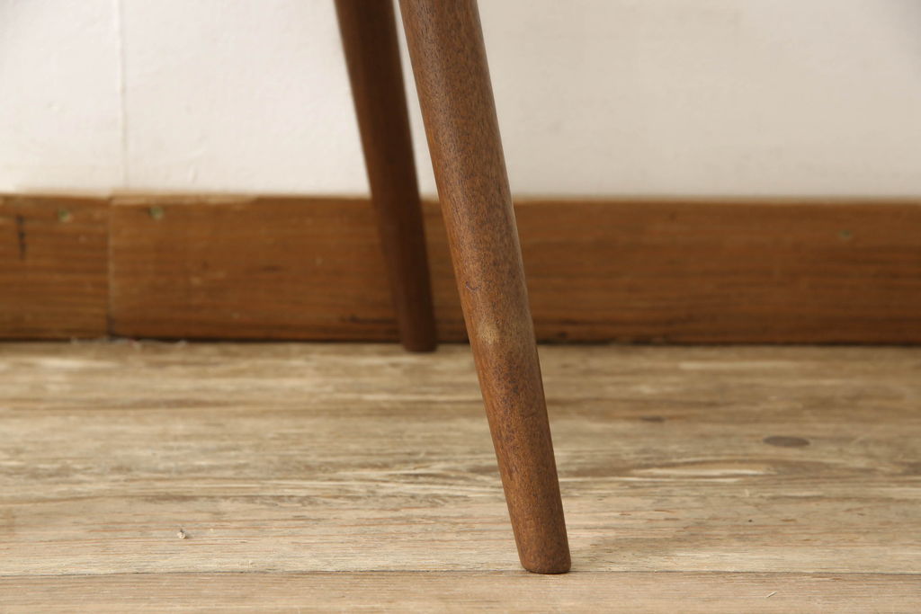 希少!　ヴィンテージ　美品　オリジナル　ジョージナカシマ　シンプルで洗練された佇まいが美しいチェア(ダイニングチェア、板座チェア、イス、椅子、ビンテージ)(R-058953)
