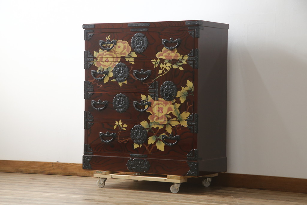 中古 美品!! 木地呂塗りに漆絵が美しい特注品の岩谷堂箪笥(小