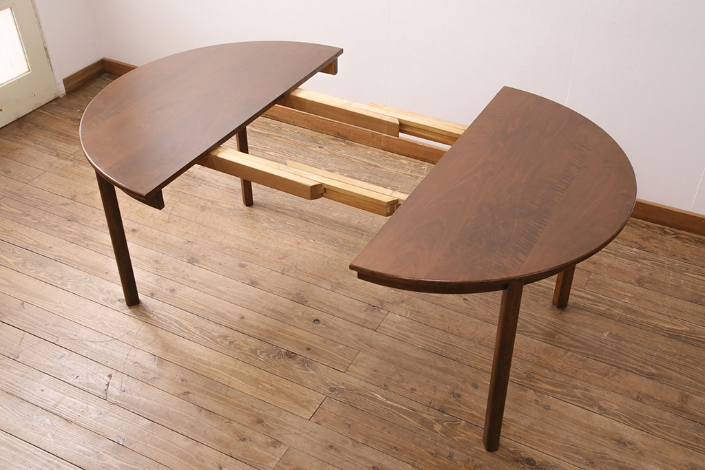 アメリカヴィンテージ　スタイリッシュな丸型エクステンションテーブル(ダイニングテーブル、円形テーブル、ビンテージ)(R-049937)