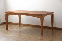 イギリスビンテージ　ERCOL(アーコール)　シンプルナチュラルなお部屋に合わせたいセンターテーブル(ヴィンテージ、ローテーブル、リビングテーブル)(R-063041)
