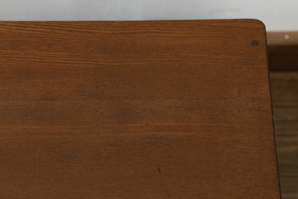 和製アンティーク　タモ材　味のある風合いが魅力の片袖机(ローテーブル、文机、座机、ワークデスク、在宅用、在宅ワーク用)(R-065969)