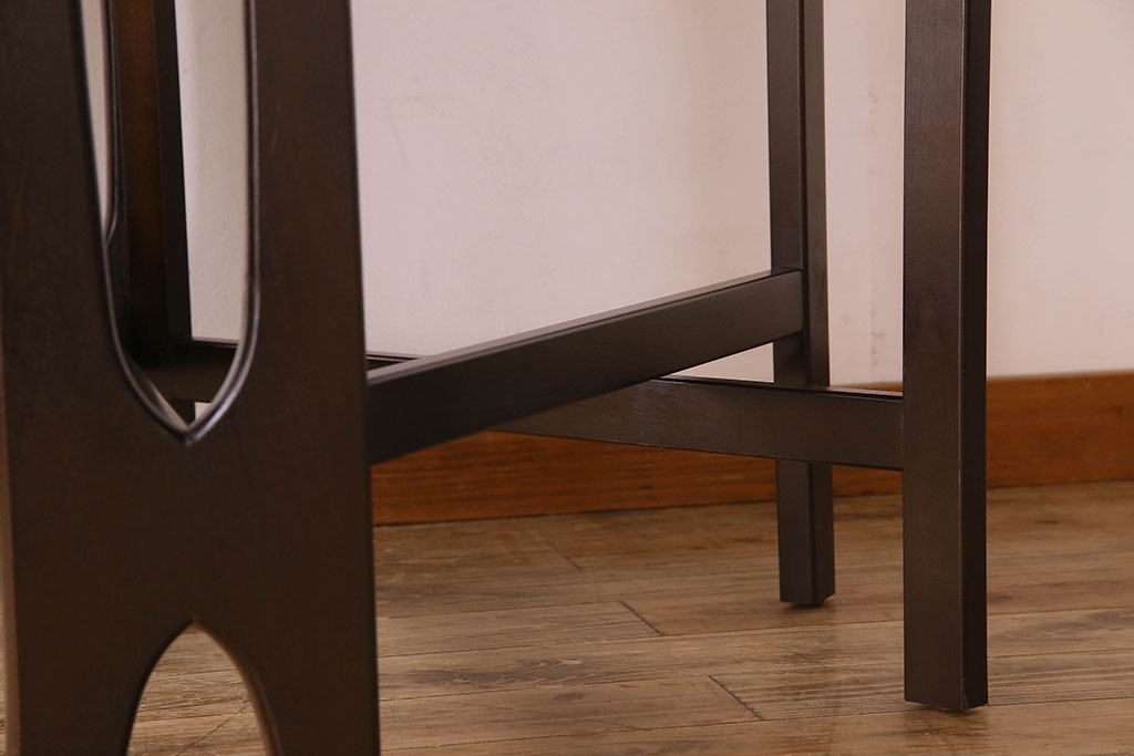 ヴィンテージ家具　イギリスビンテージ　チーク材製!脚のデザインが珍しいバタフライテーブル(エクステンションテーブル、ダイニングテーブル)