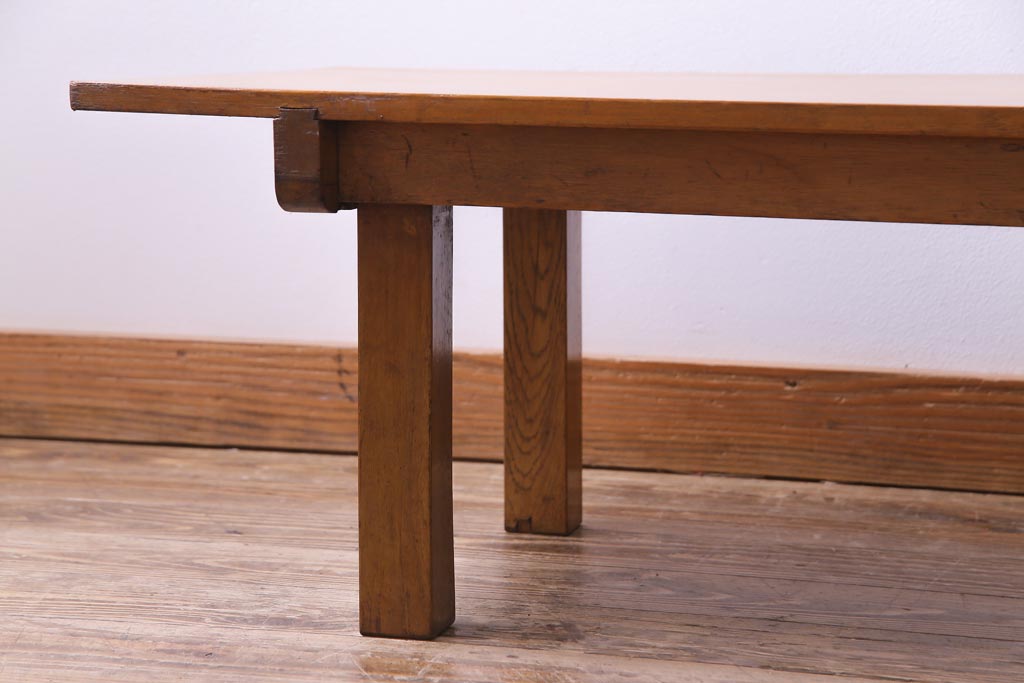 レトロ家具　昭和レトロ　木の明るい色味が優しげな裁ち板(ローテーブル)