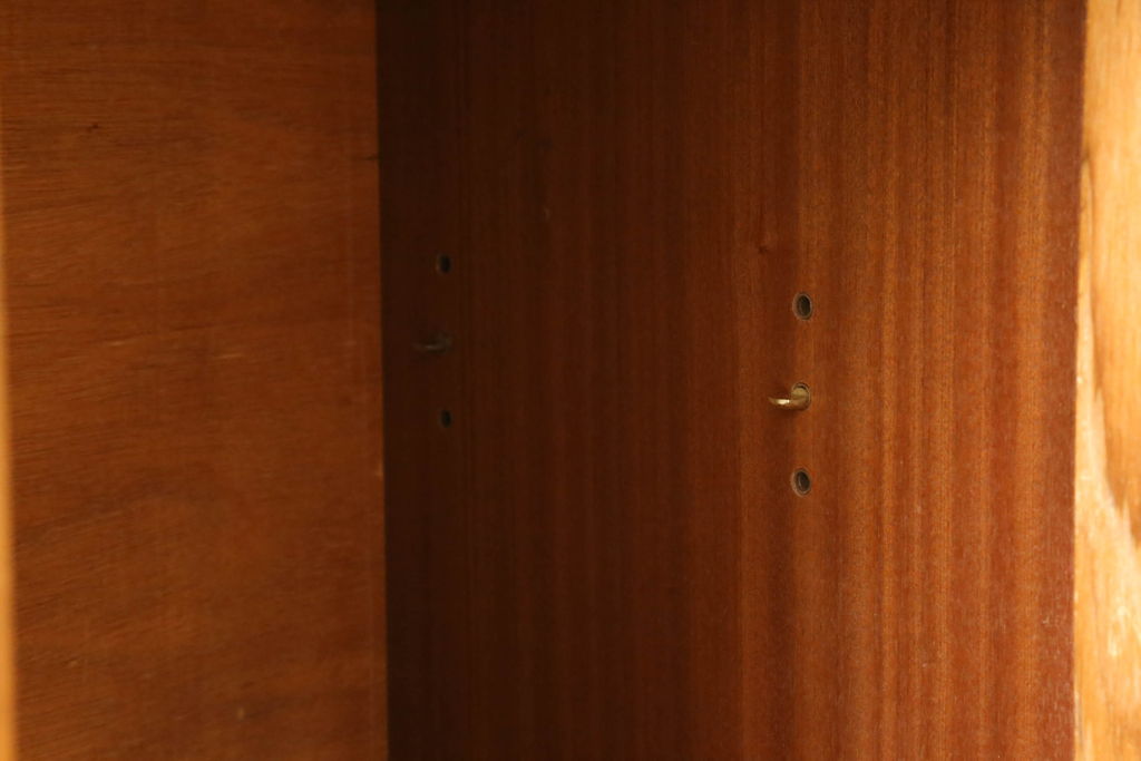 イギリスビンテージ　北欧スタイル　G-PLAN(ジープラン)　チーク材のあたたかみを感じるサイドボード(サイドキャビネット、収納棚、戸棚、ヴィンテージ)(R-050160)